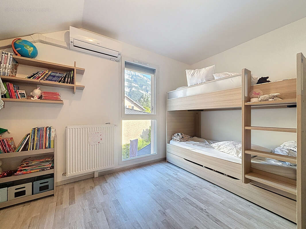 Appartement à DRUMETTAZ-CLARAFOND