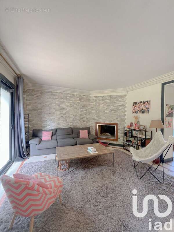 Photo 4 - Maison à LOUVECIENNES