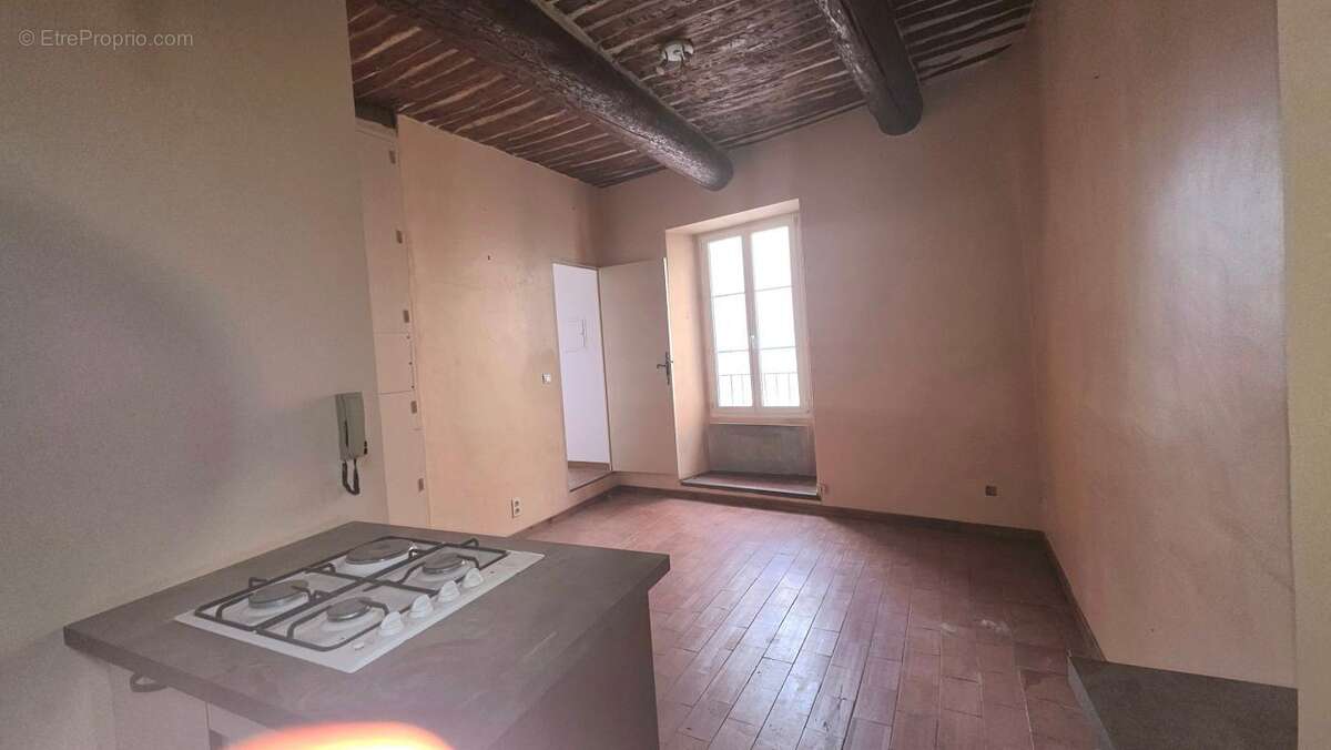 Appartement à LAMBESC