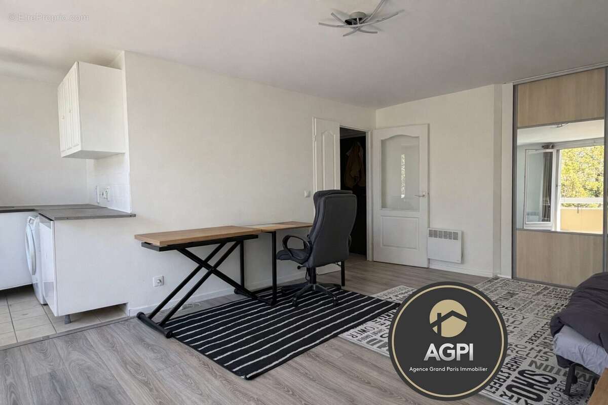 Appartement à GIF-SUR-YVETTE