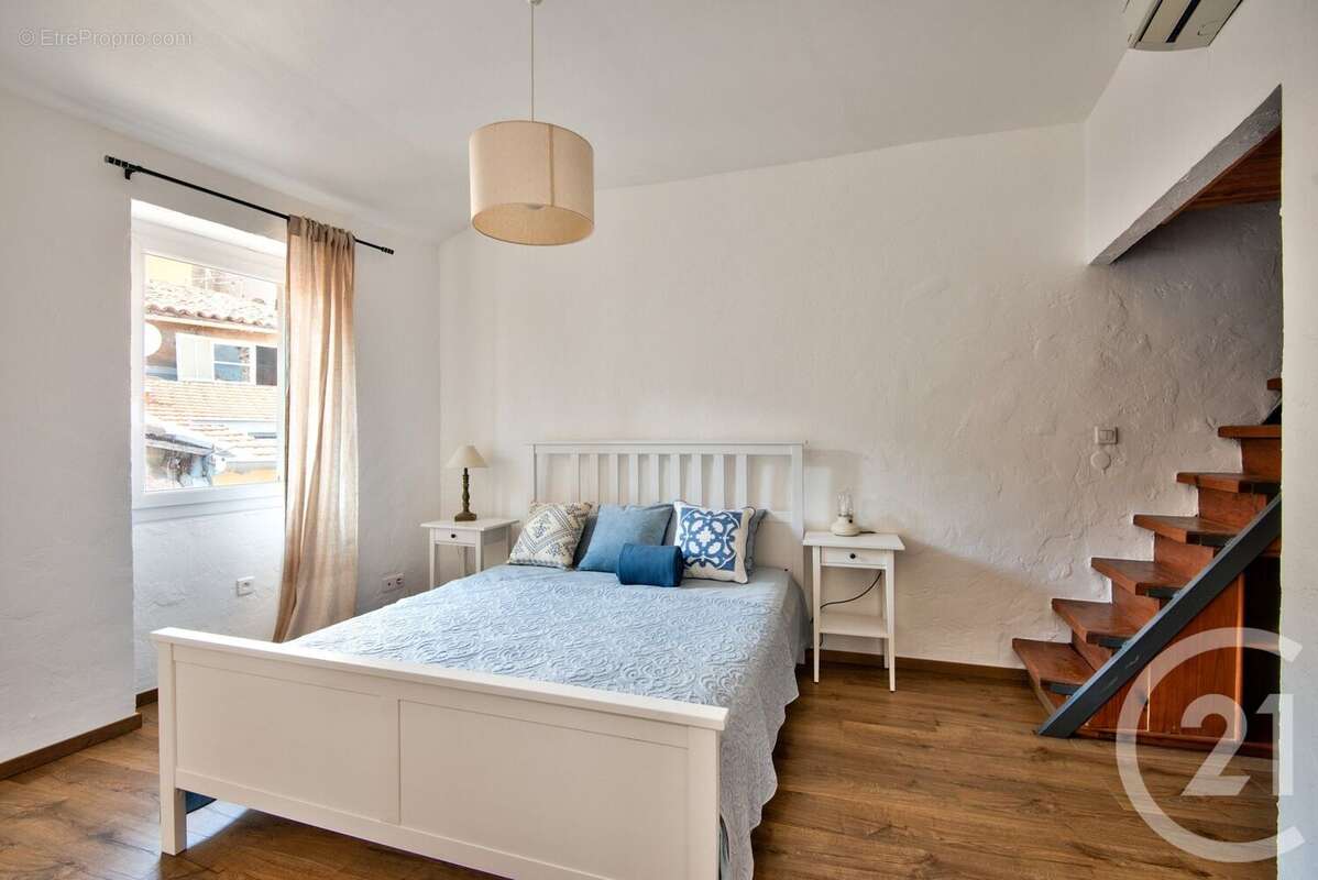 Appartement à VILLEFRANCHE-SUR-MER