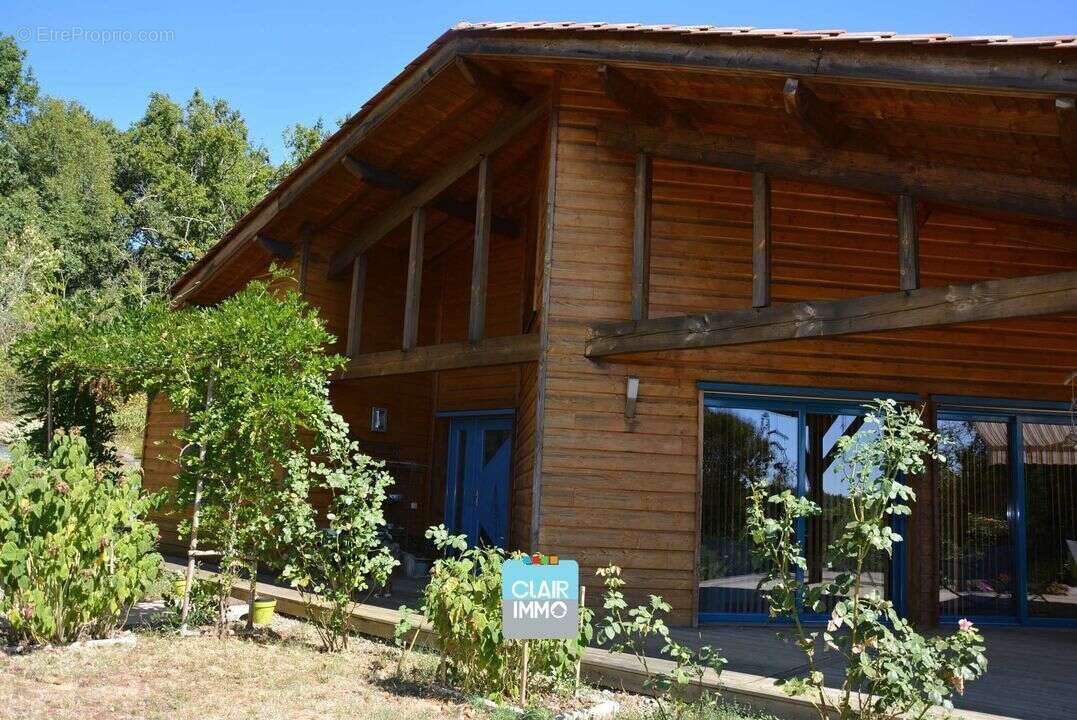 Maison 170 m² à Cazaubon  - photo 39