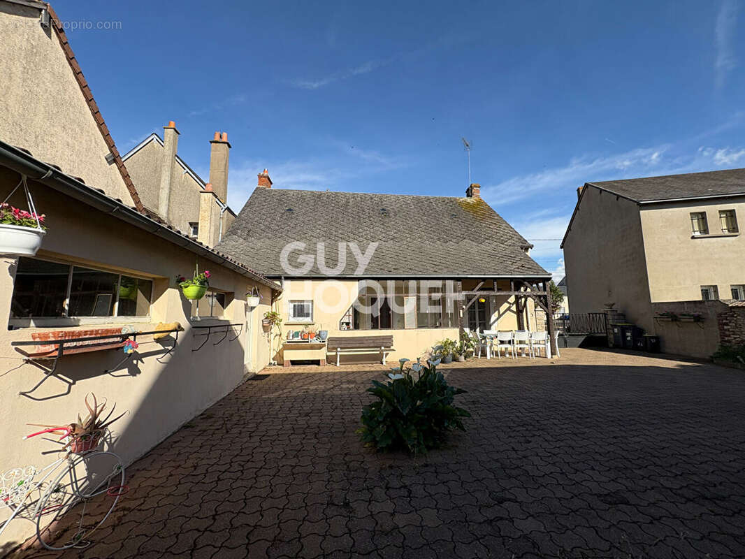 Maison à MOISY