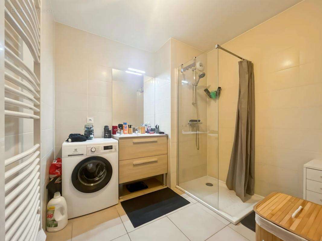 Appartement à PREVESSIN-MOENS