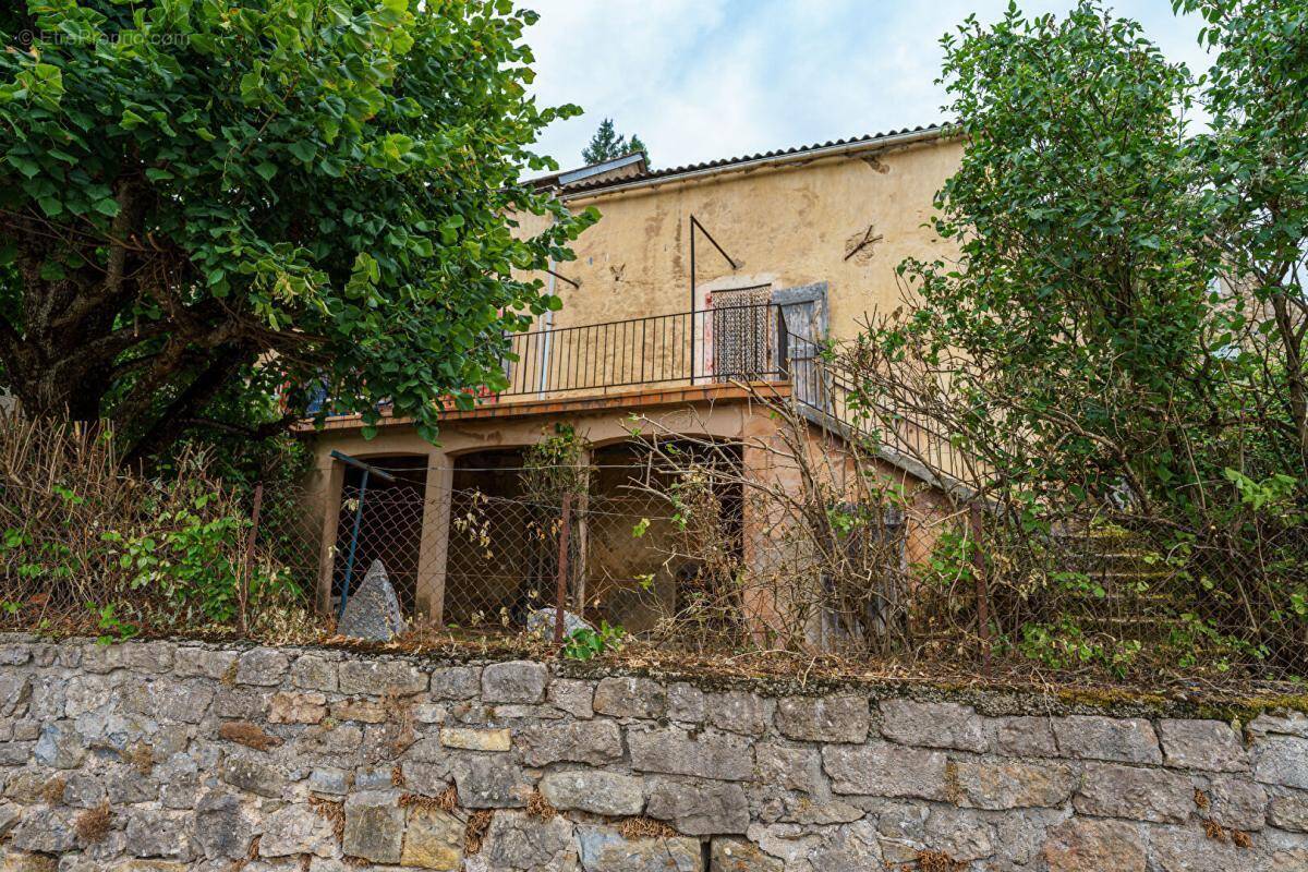 Maison à LANUEJOLS