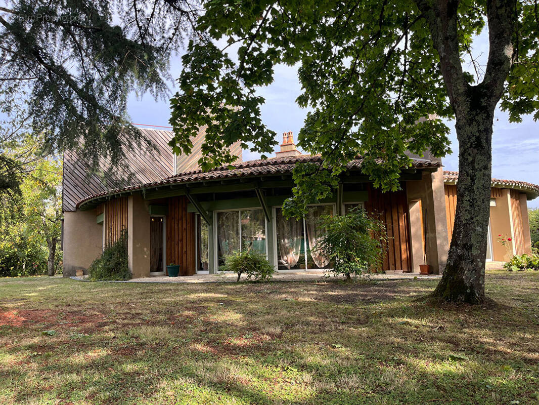 Maison à LAMONZIE-SAINT-MARTIN