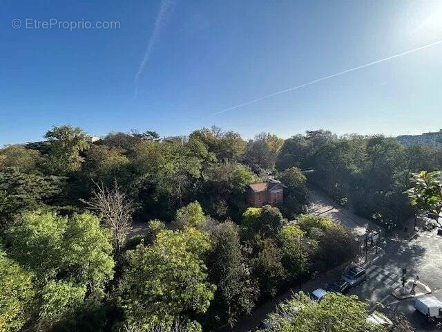 Appartement à PARIS-19E