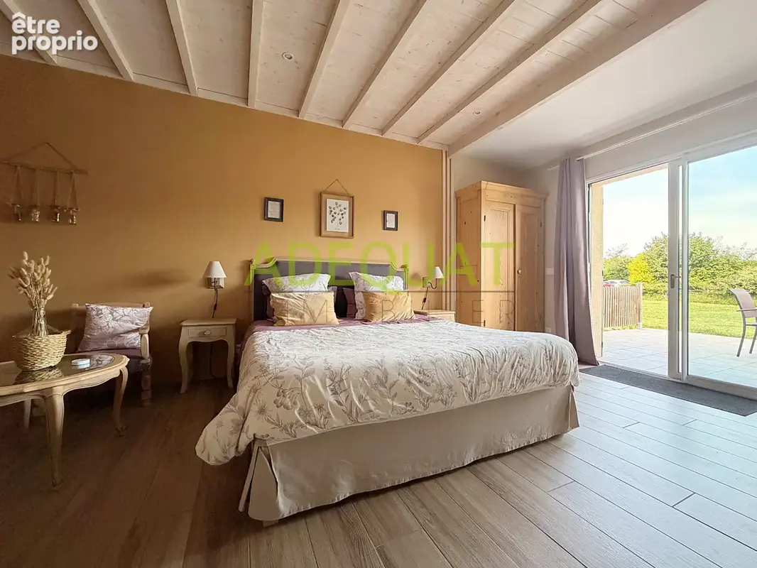 Maison individuelle / 396m2 habitable / 8 chambres / piscine / garage / terrain de 38690m2... - photo 15