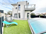 Maison à SAINT-ESTEVE