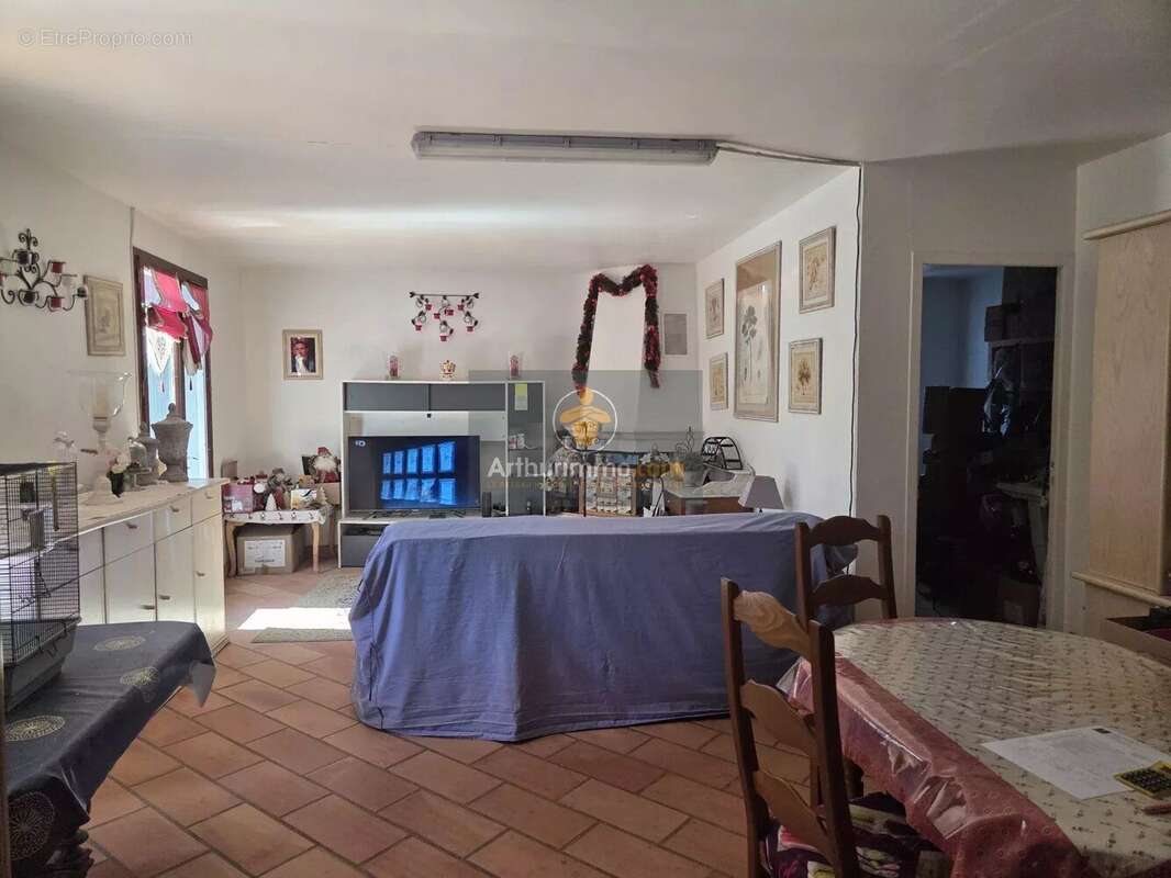 Maison à MONDRAGON