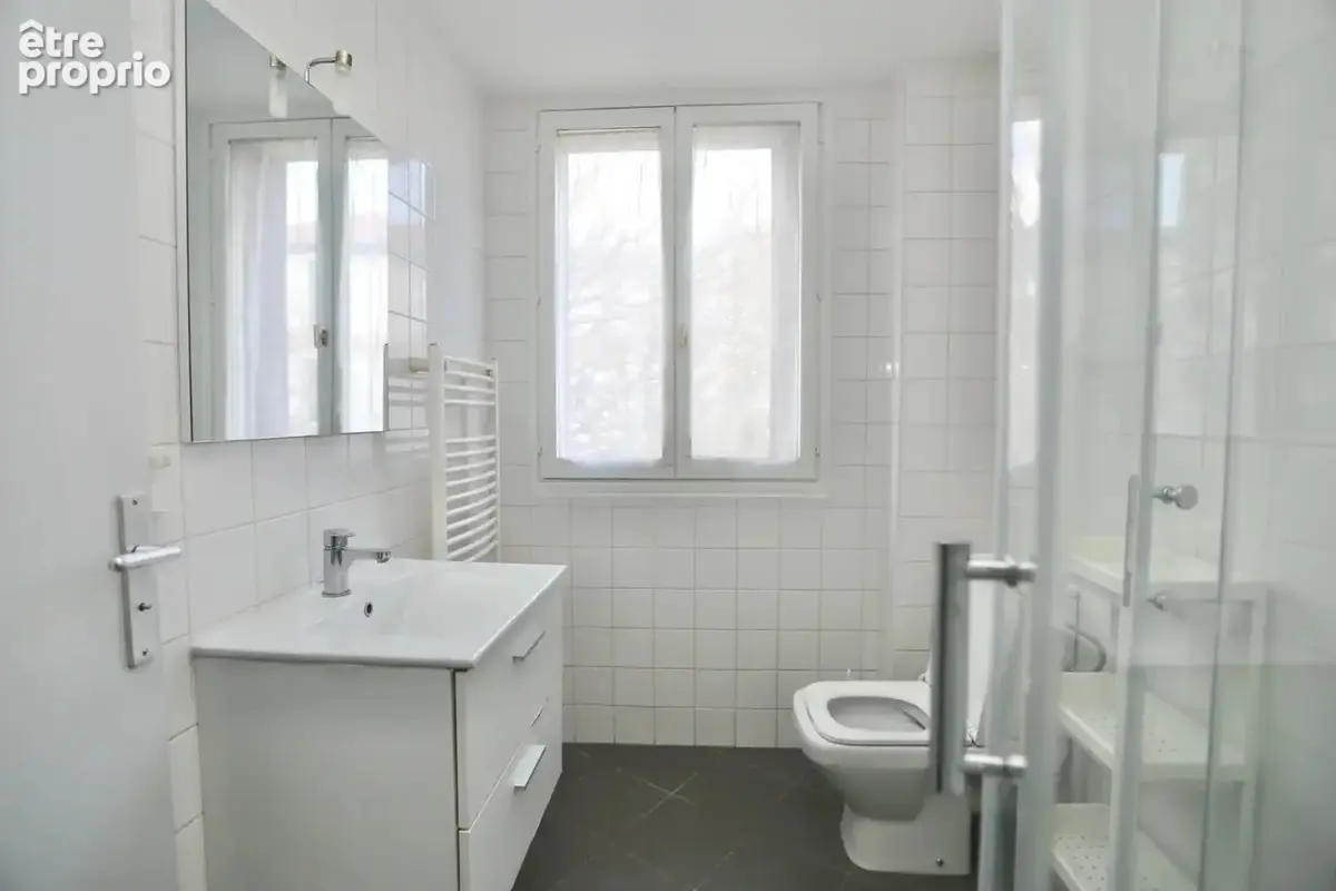 Appartement 2 pièces quartier Hôtel de Ville - photo 7