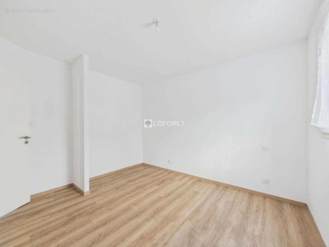Maison POULDREUZIC 4 Pièces 84 m² - photo 10