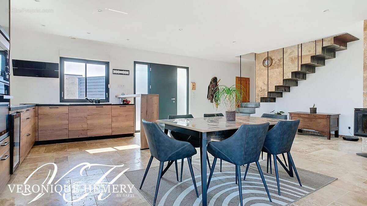 Photo 2 - Maison à CHATEAU-GONTIER