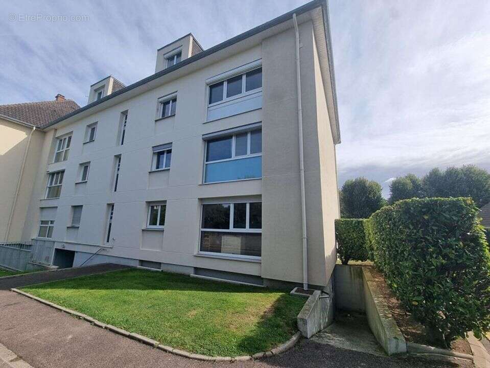 Appartement à CORMELLES-LE-ROYAL