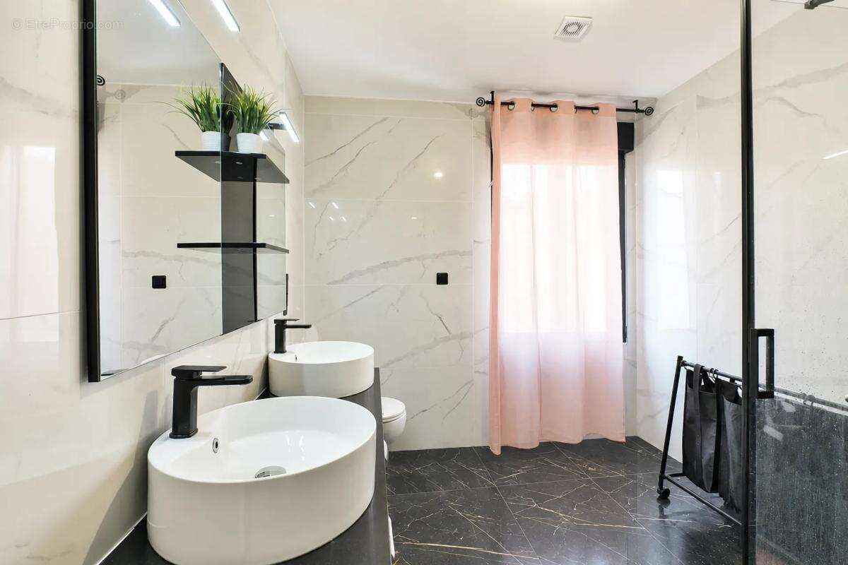 Maison de 9 pièces de 225 m² située à Chaligny - photo 15