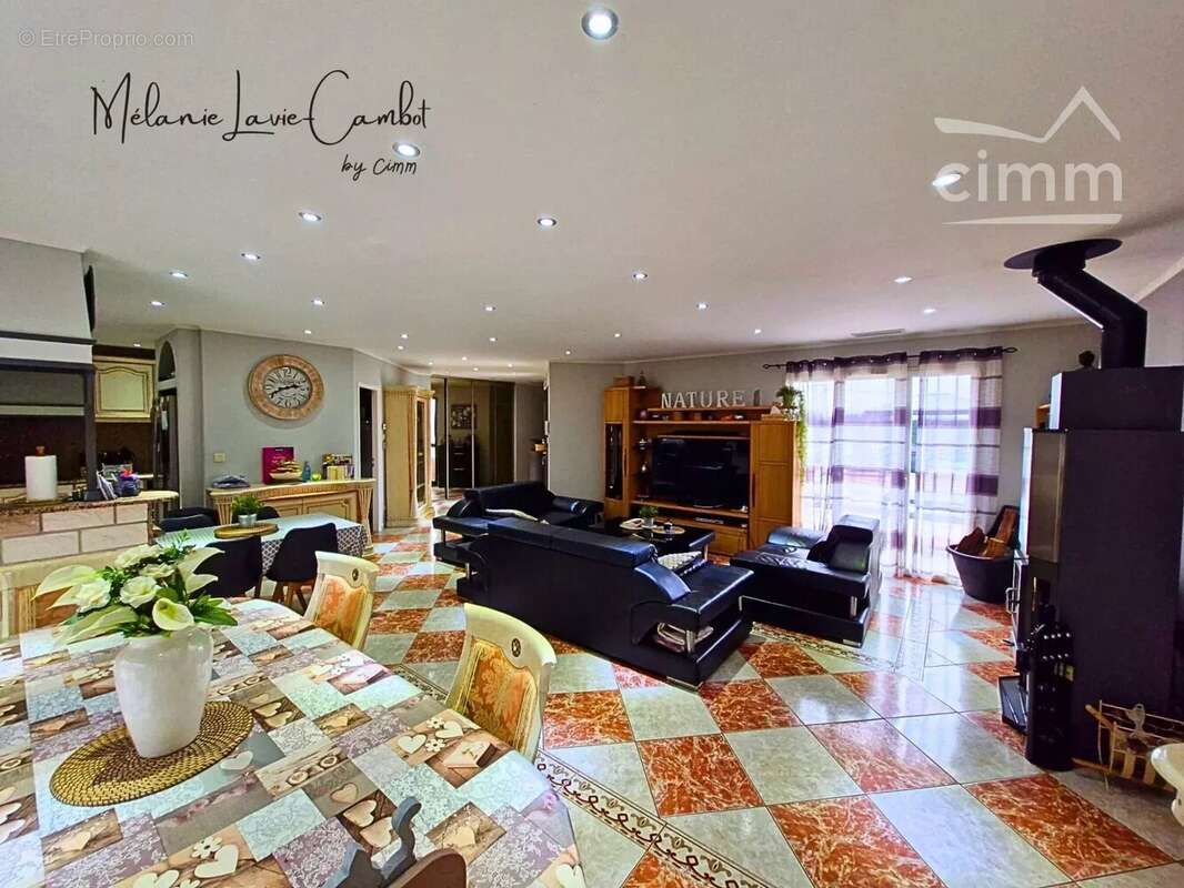 Maison à SAINT-SAVIN