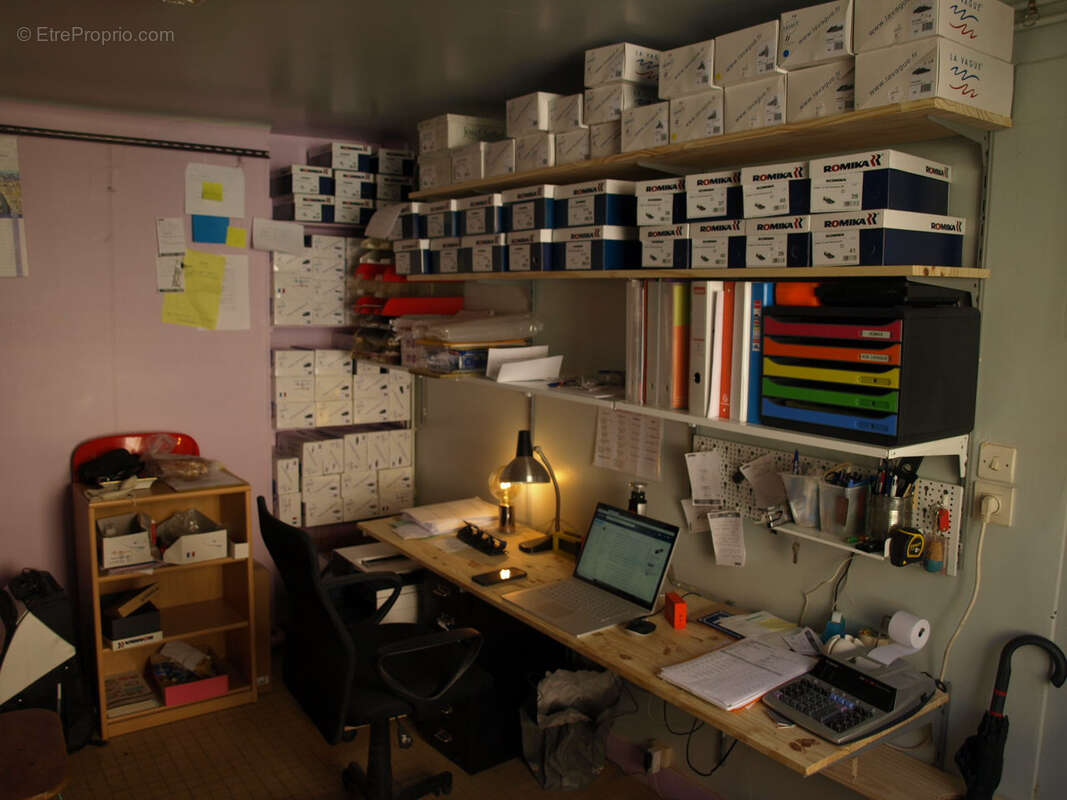 Commerce à COSNE-COURS-SUR-LOIRE