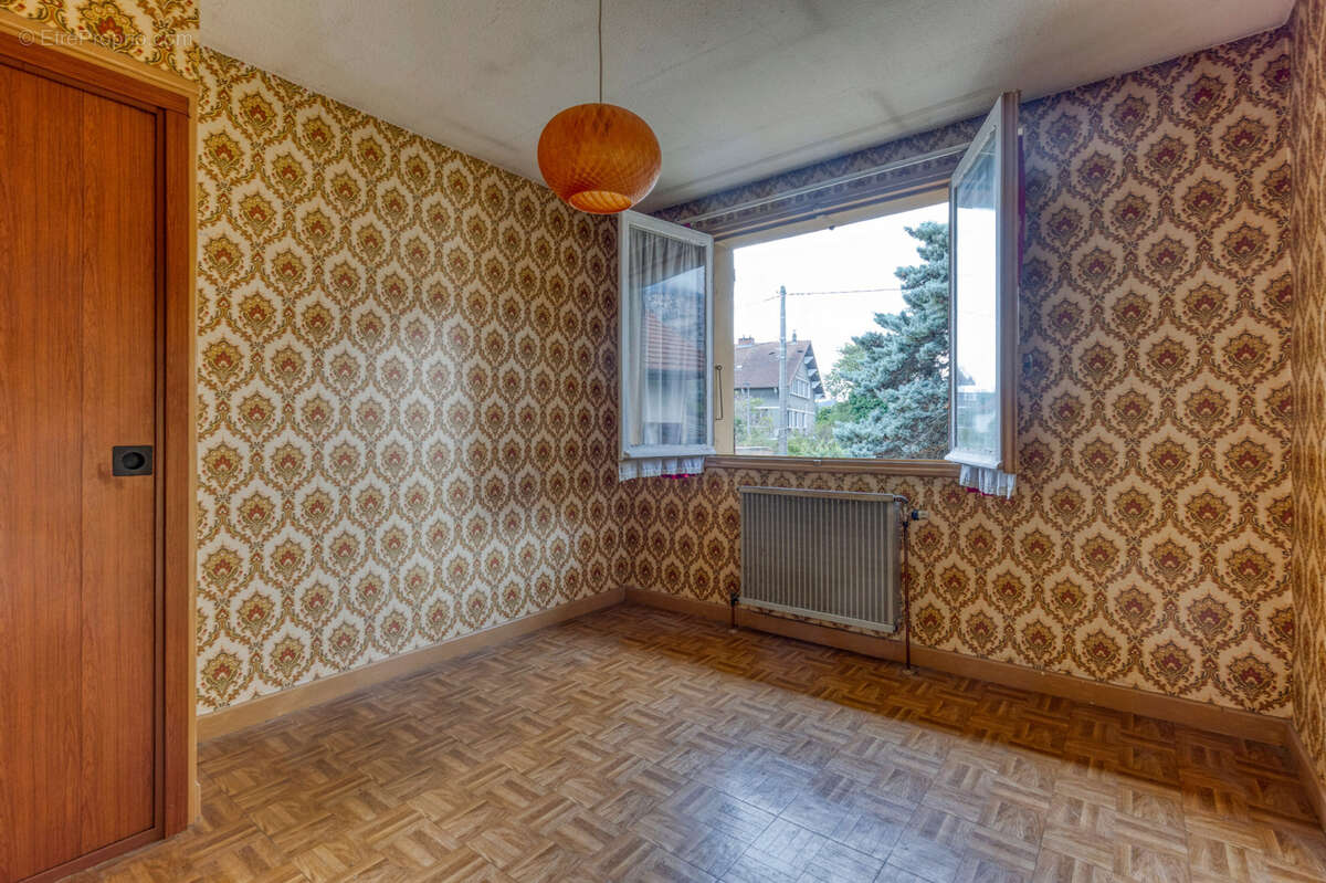 Maison à LE PONT-DE-CLAIX