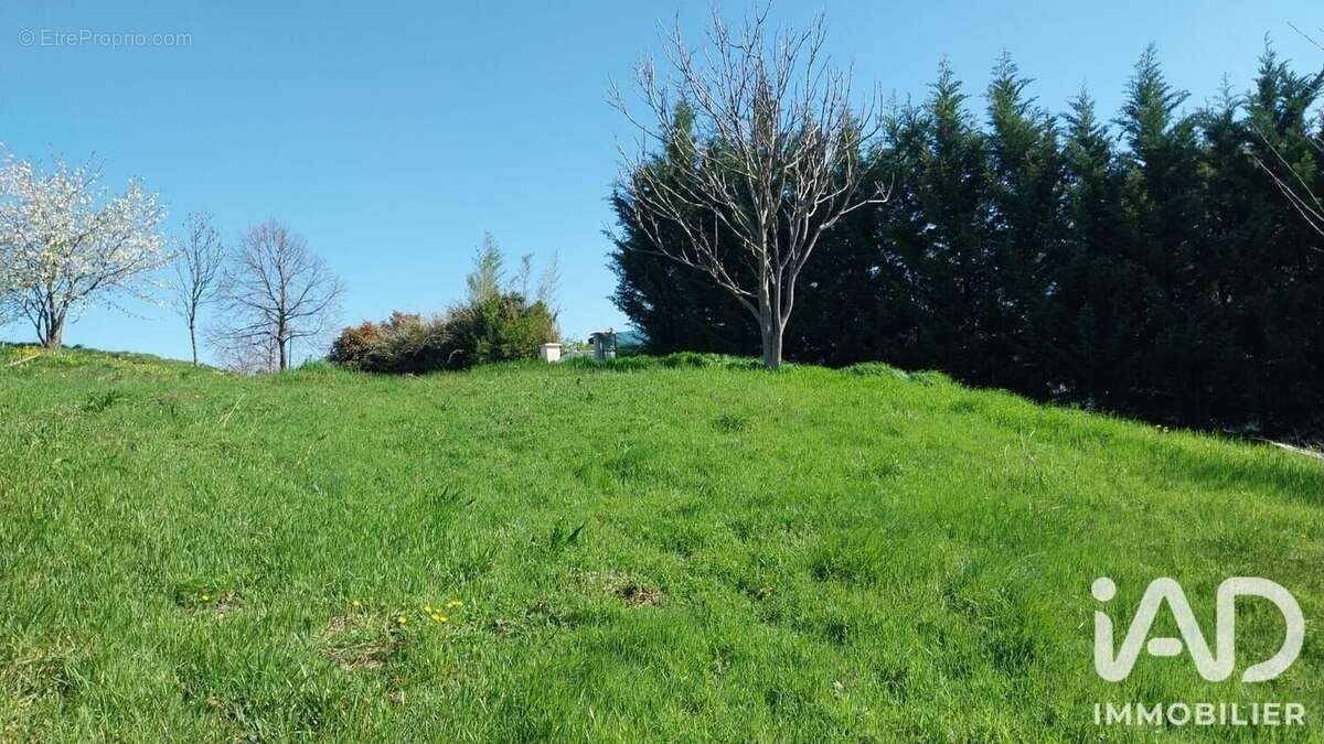 Terrain 400 m² à Rive-De-Gier  - photo 2