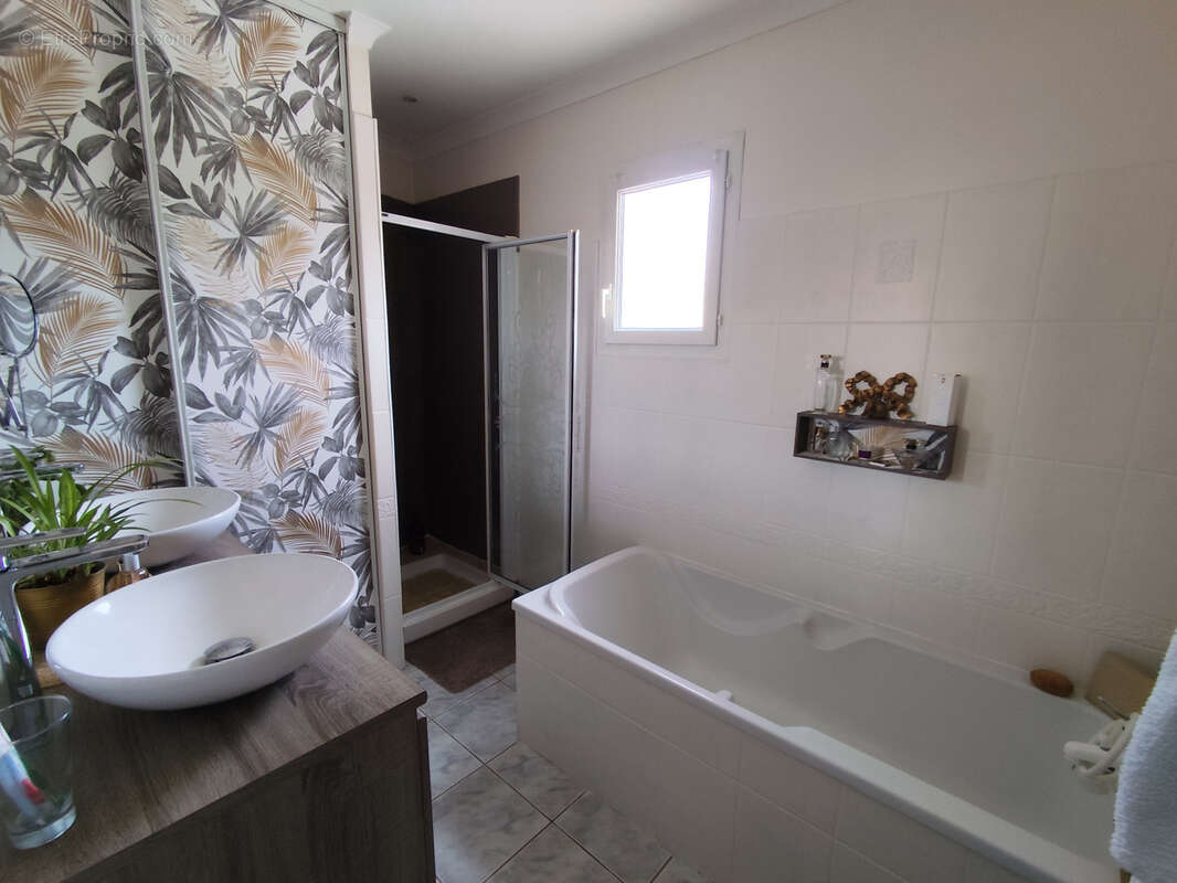 Saint gervasy - maison 130m2 pp - garage - piscine sur parcelle 1021m2 - photo 7