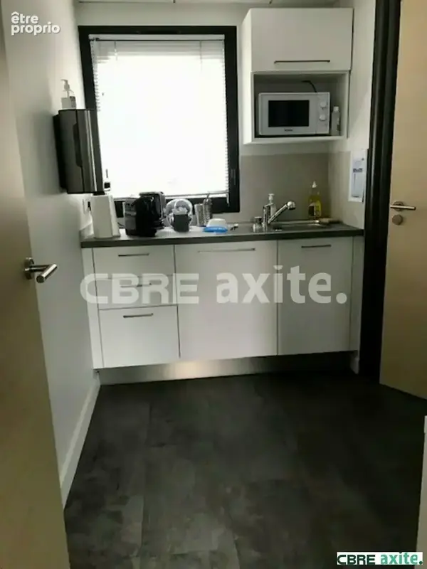 Commerce 313 m² à vendre à Meylan (38240) - photo 4