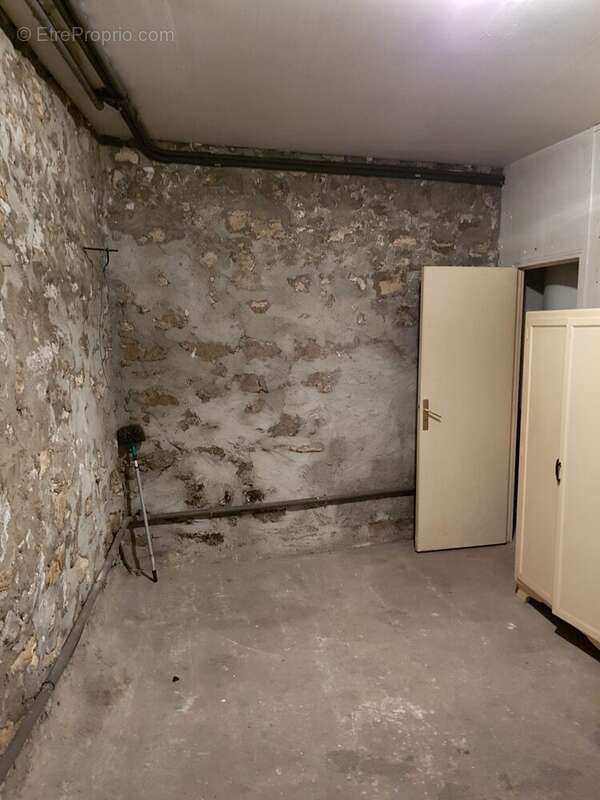 GARAGE - Maison à FONTENAY-EN-PARISIS