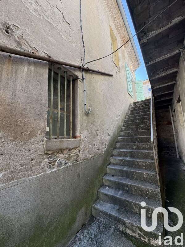 Appartement 112 m² à Vals-Les-Bains  - photo 2