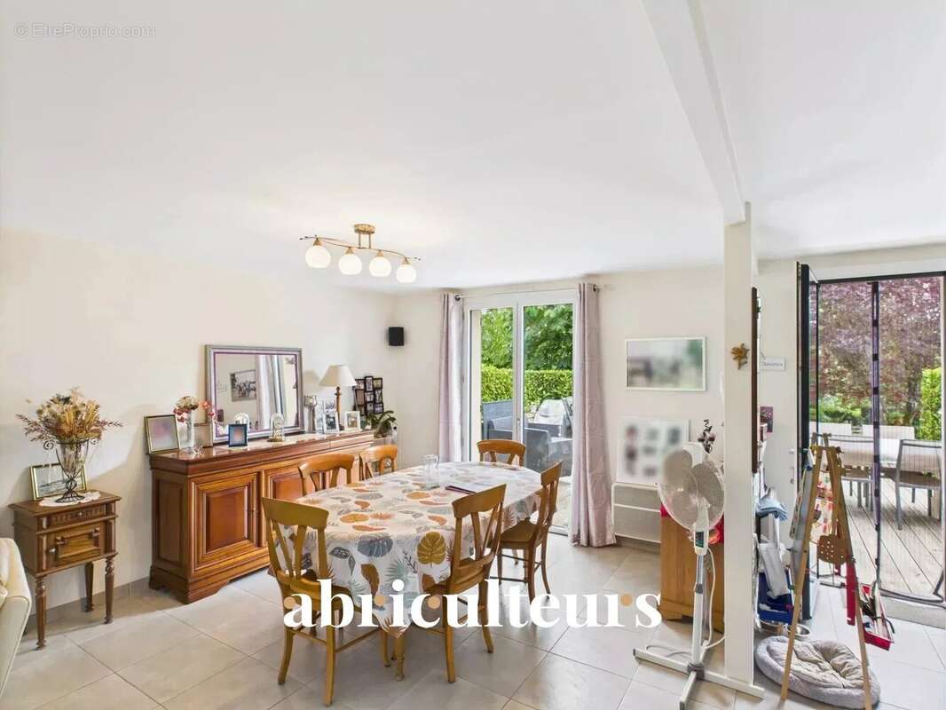 Appartement à SAINT-HERBLON