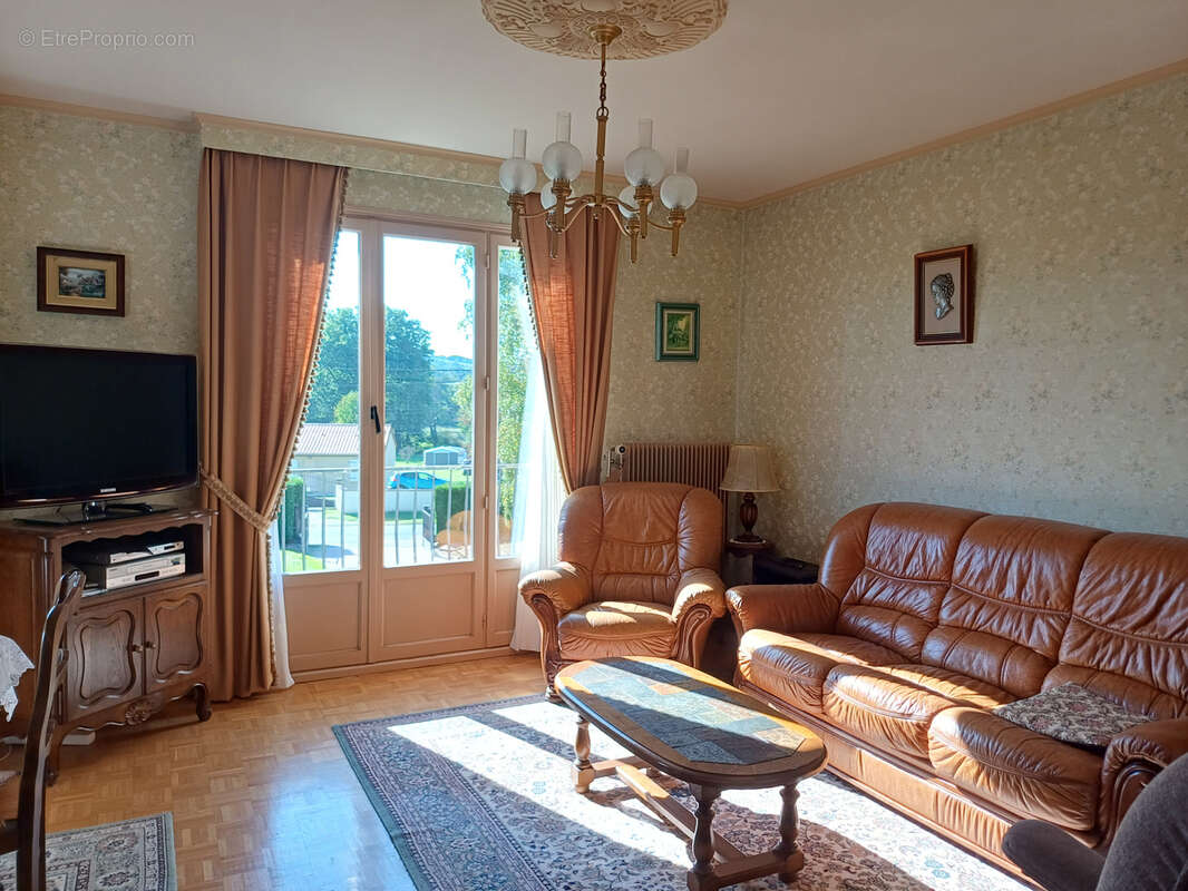 Maison à COURPIERE