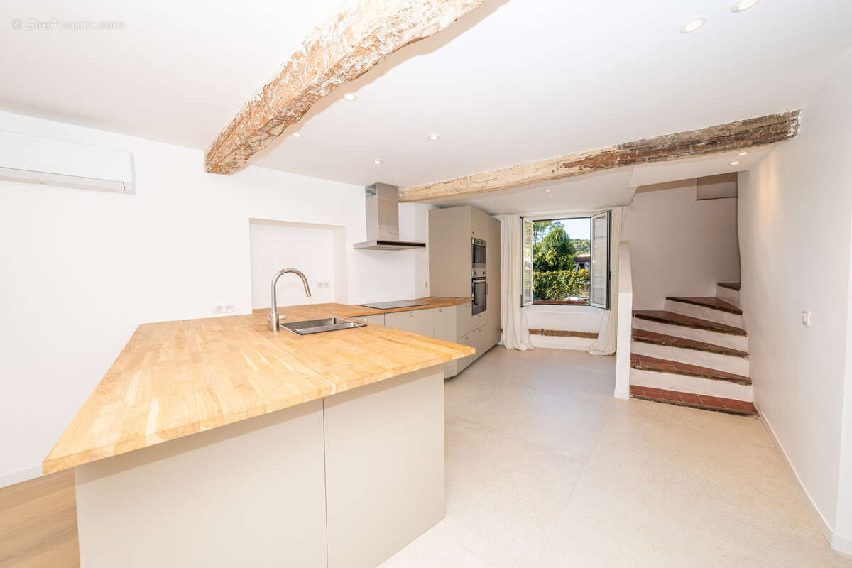 Maison à LA COLLE-SUR-LOUP