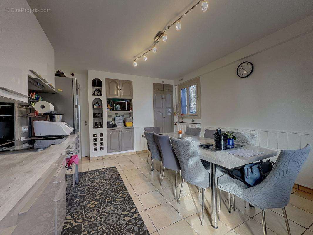 Maison à MARSANNAY-LA-COTE