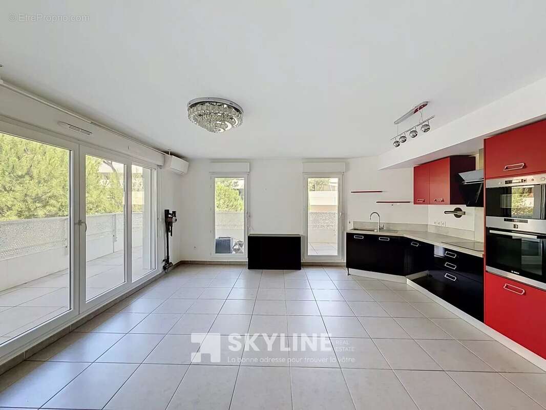 Appartement à MARSEILLE-9E