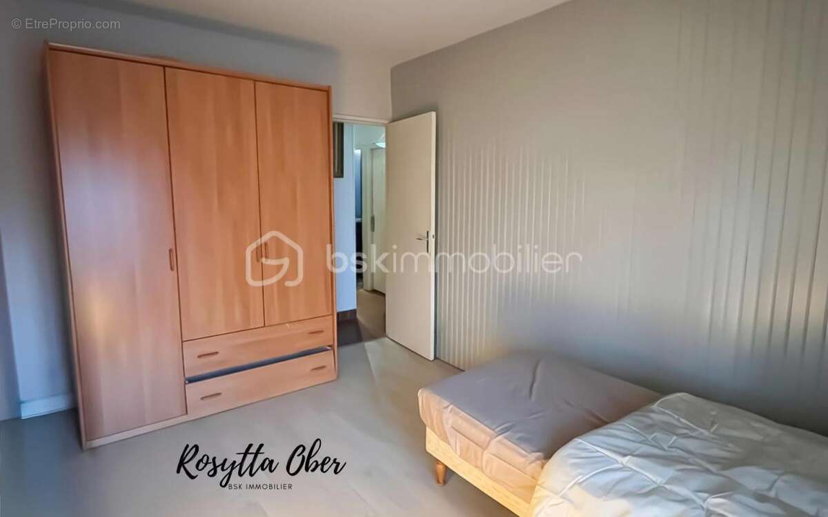 Appartement à EZANVILLE