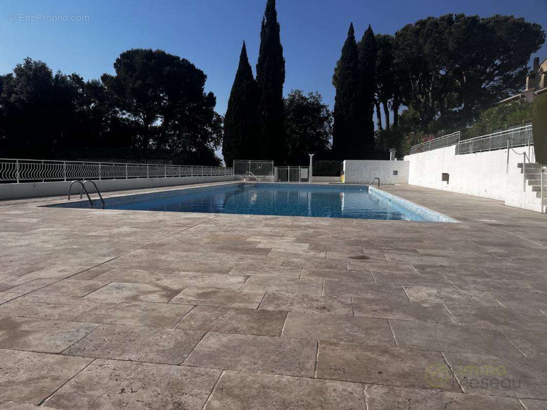 Appartement à VILLENEUVE-LOUBET