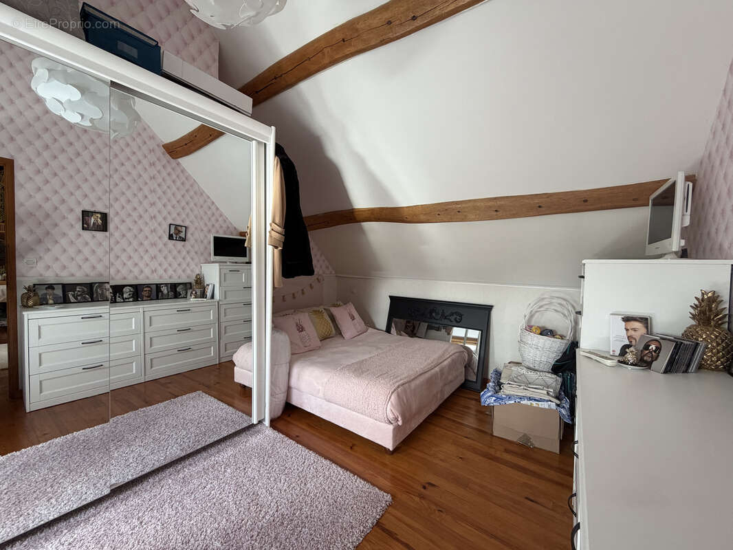 Maison à VILLERS-COTTERETS
