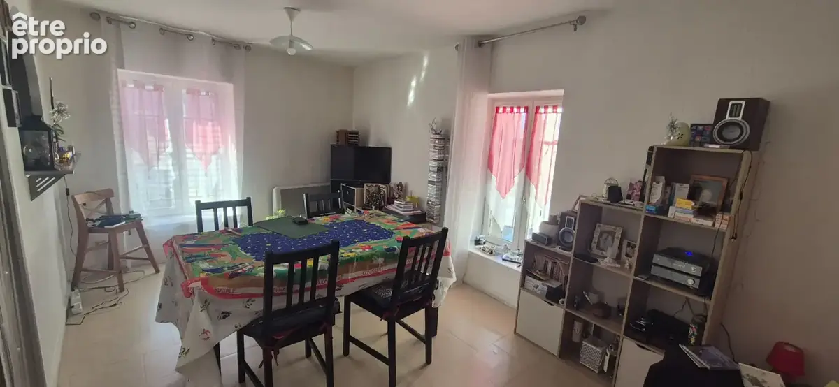 Appartement à LE PEAGE-DE-ROUSSILLON