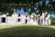 Maison à NIEUL-LES-SAINTES