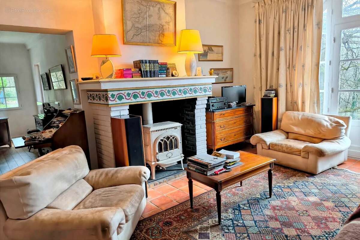 Maison de charme, en pierrres avec vue panoramique - photo 6