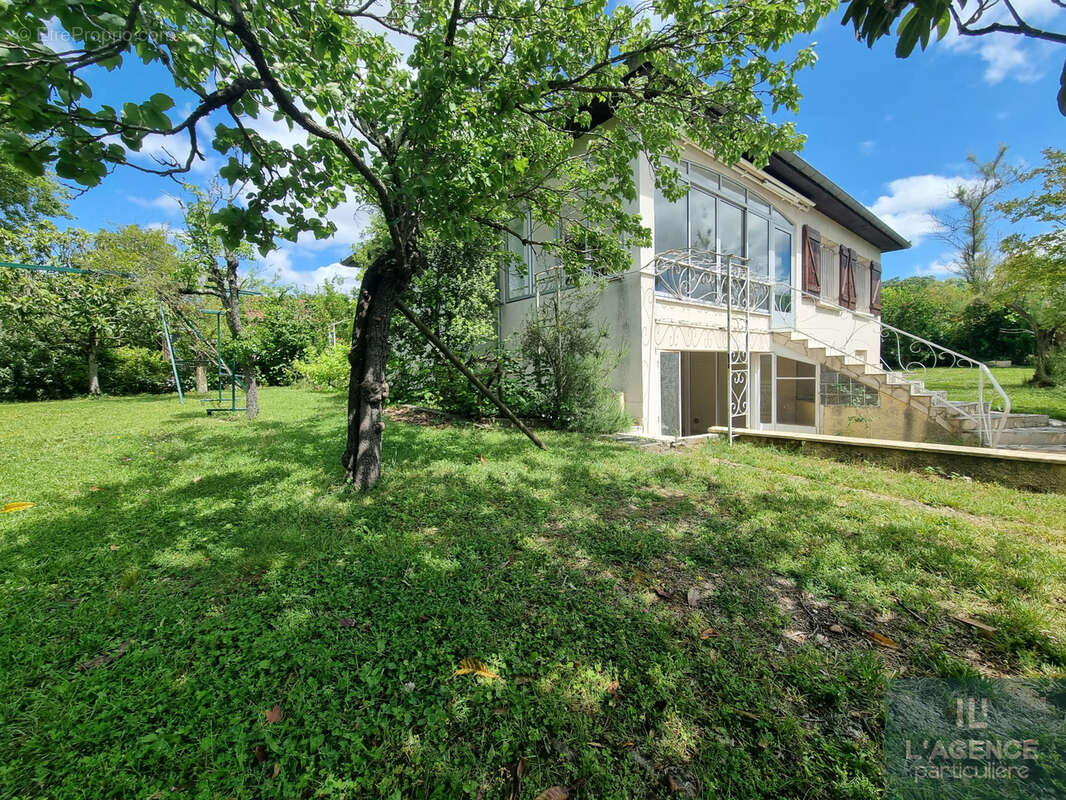 Maison à SAINT-ORENS-DE-GAMEVILLE