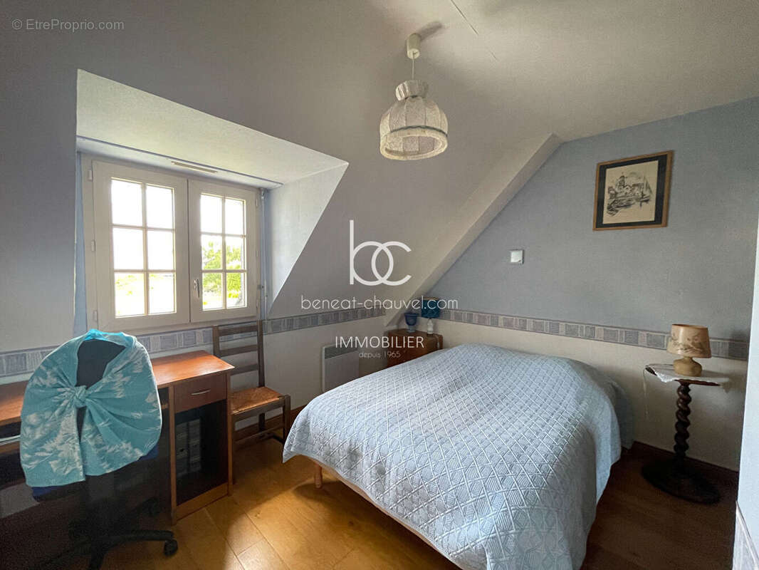 ARZON, Maison façade pierre proche commodités et ports - photo 8