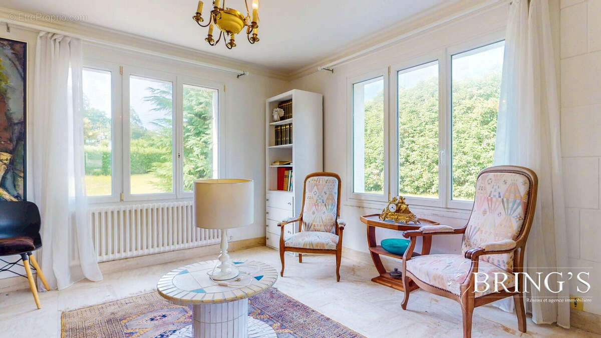 Maison 146 m² à Gouesnach  - photo 5
