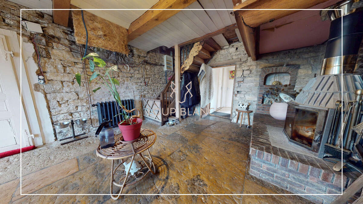 Maison à PIERREFONTAINE-LES-BLAMONT