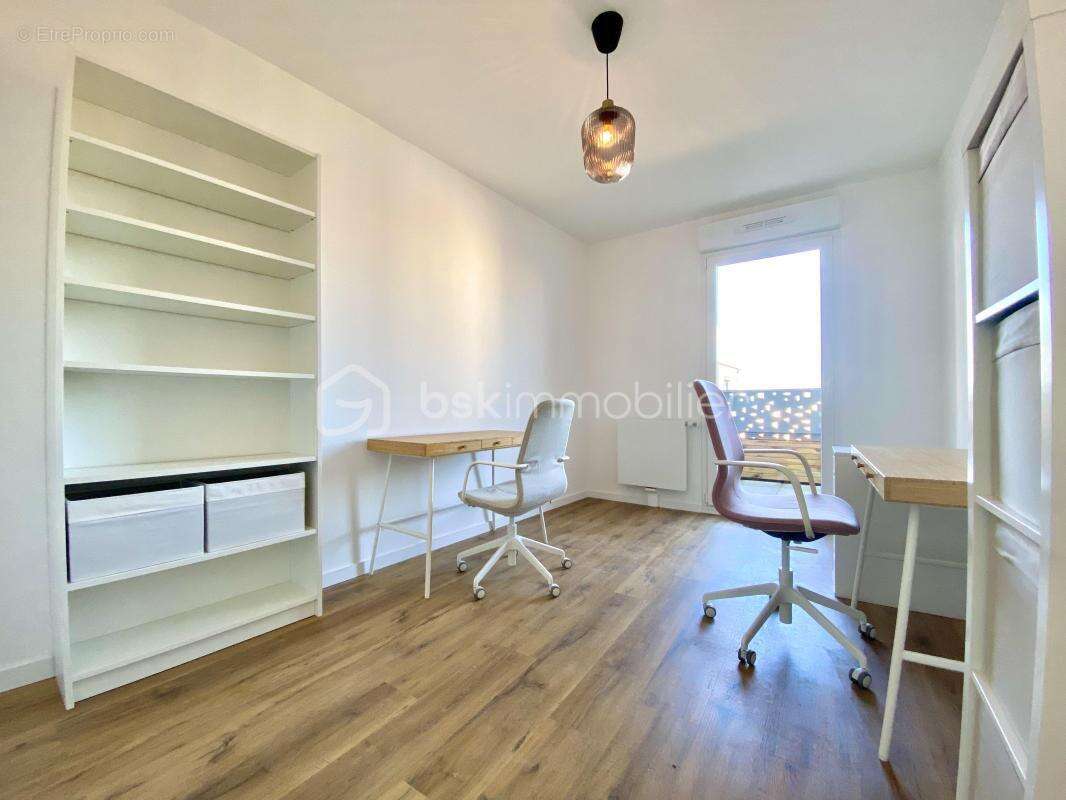 Appartement à BEZANNES
