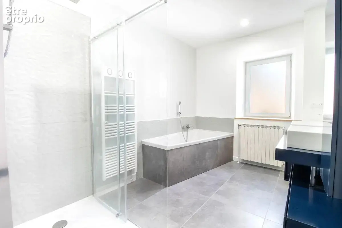 Maison entièrement rénovée – 184 m² habitables - photo 6