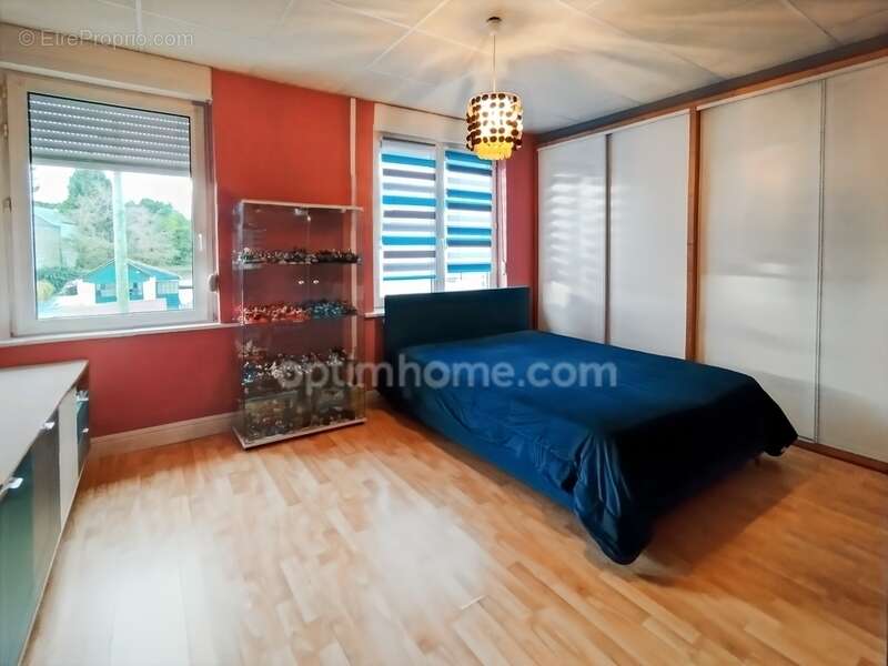 Maison à SAINT-QUENTIN