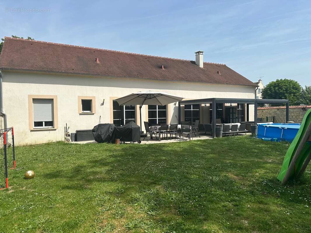 Maison à VIARMES