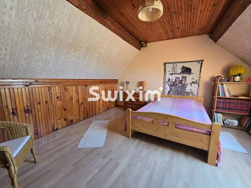 Maison à LONS-LE-SAUNIER