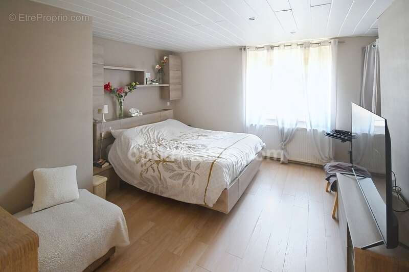 Maison à NOUILLONPONT