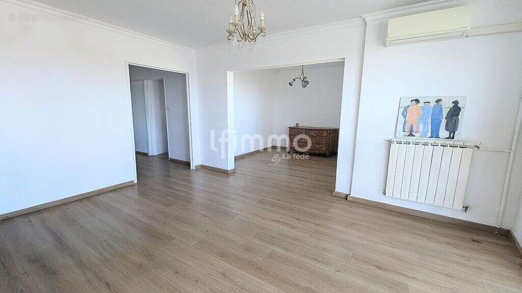 T4 de 84 m² - Piscine - Antigone - photo 6