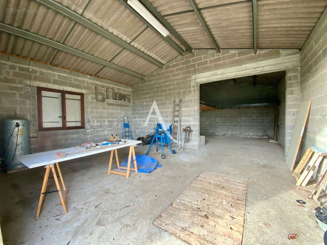 Maison à SAINT-SEVER-DE-SAINTONGE